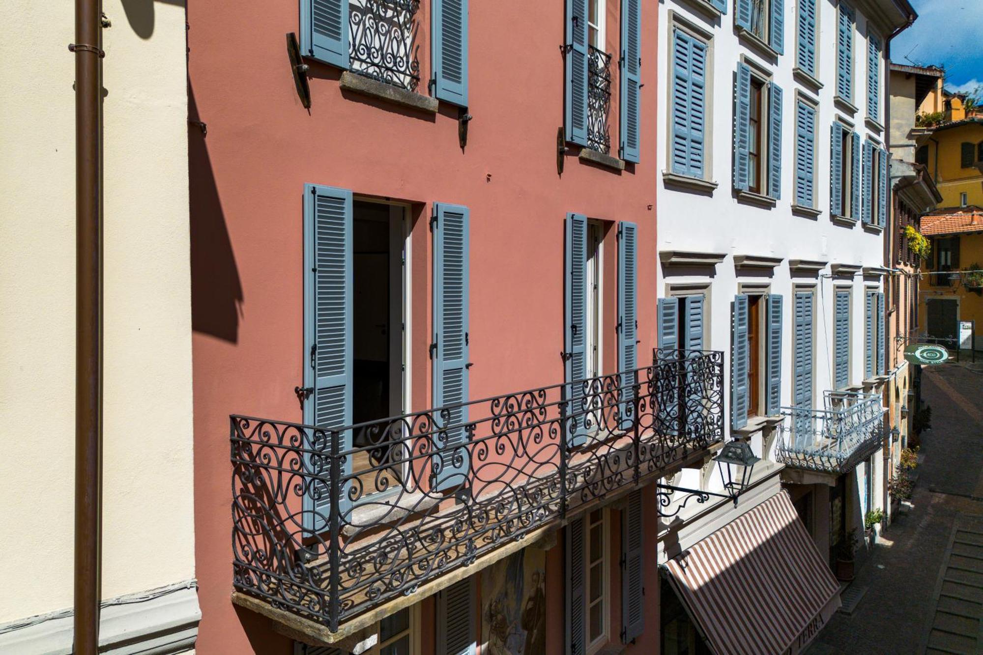 Piazza Del Lago Suites Μενάτζιο Εξωτερικό φωτογραφία