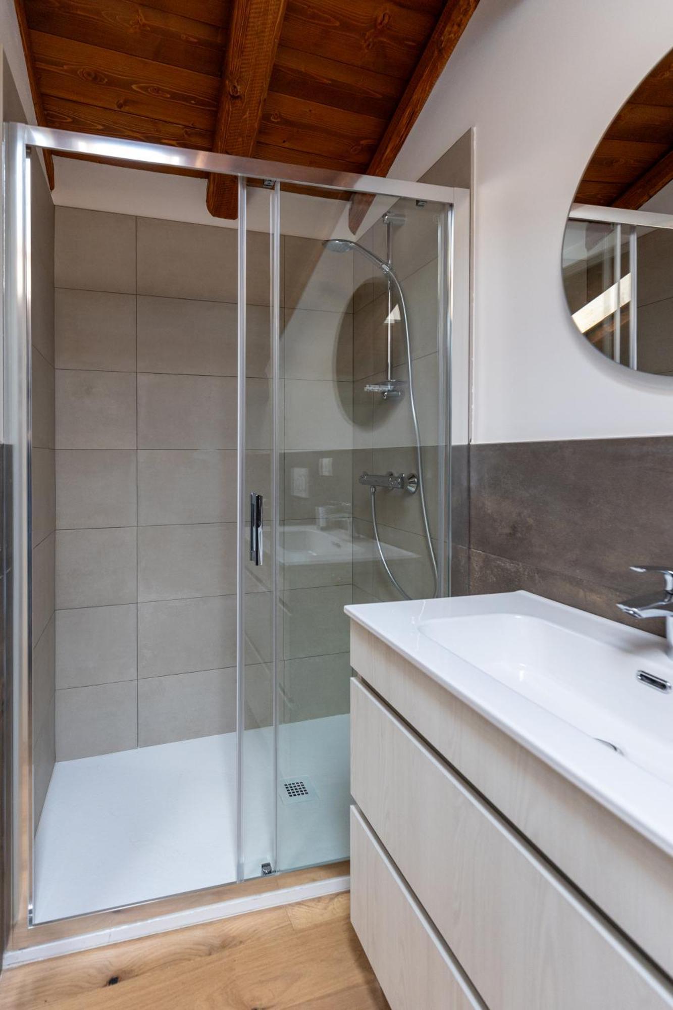 Piazza Del Lago Suites Μενάτζιο Εξωτερικό φωτογραφία