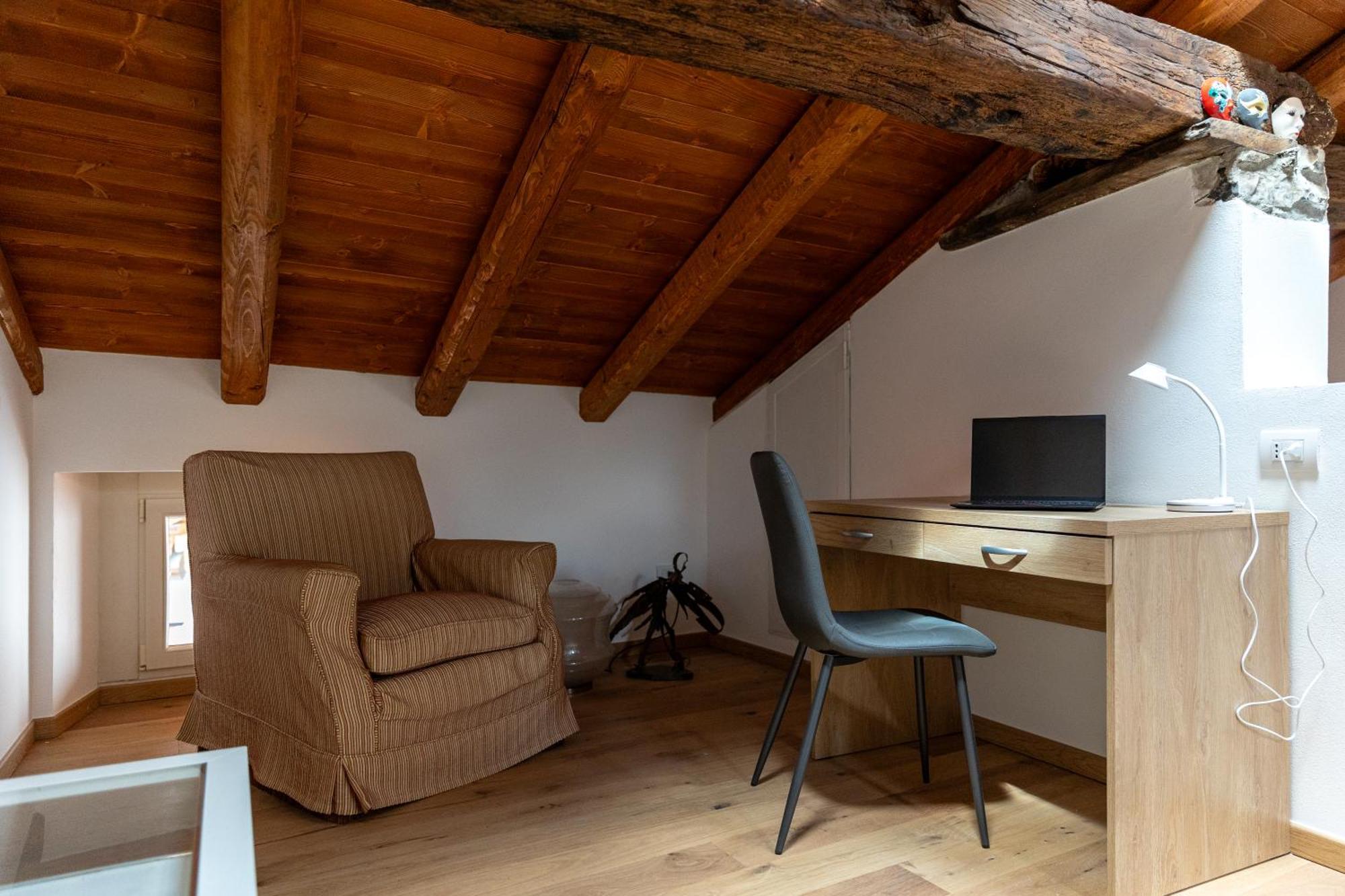 Piazza Del Lago Suites Μενάτζιο Εξωτερικό φωτογραφία
