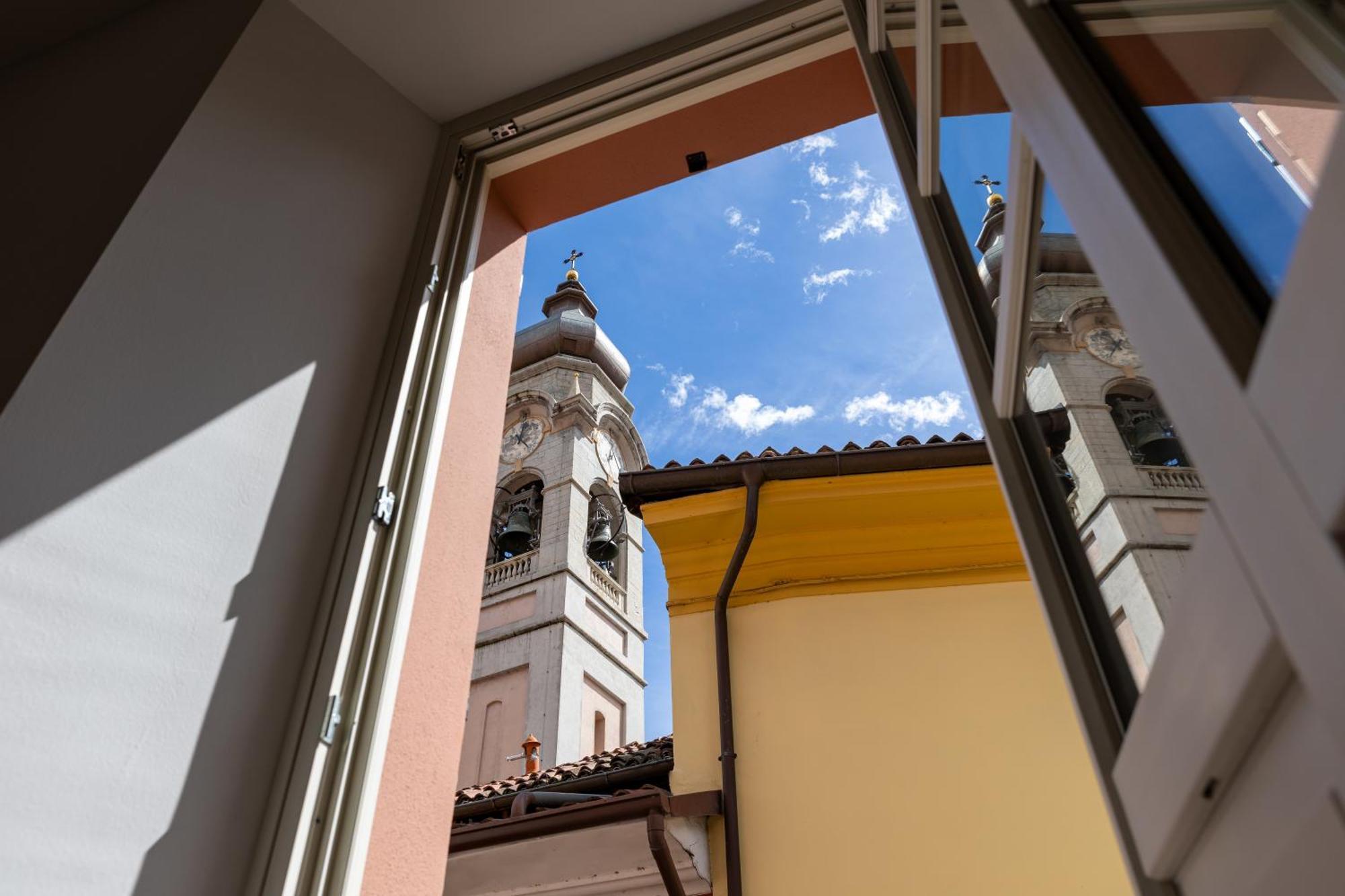Piazza Del Lago Suites Μενάτζιο Εξωτερικό φωτογραφία