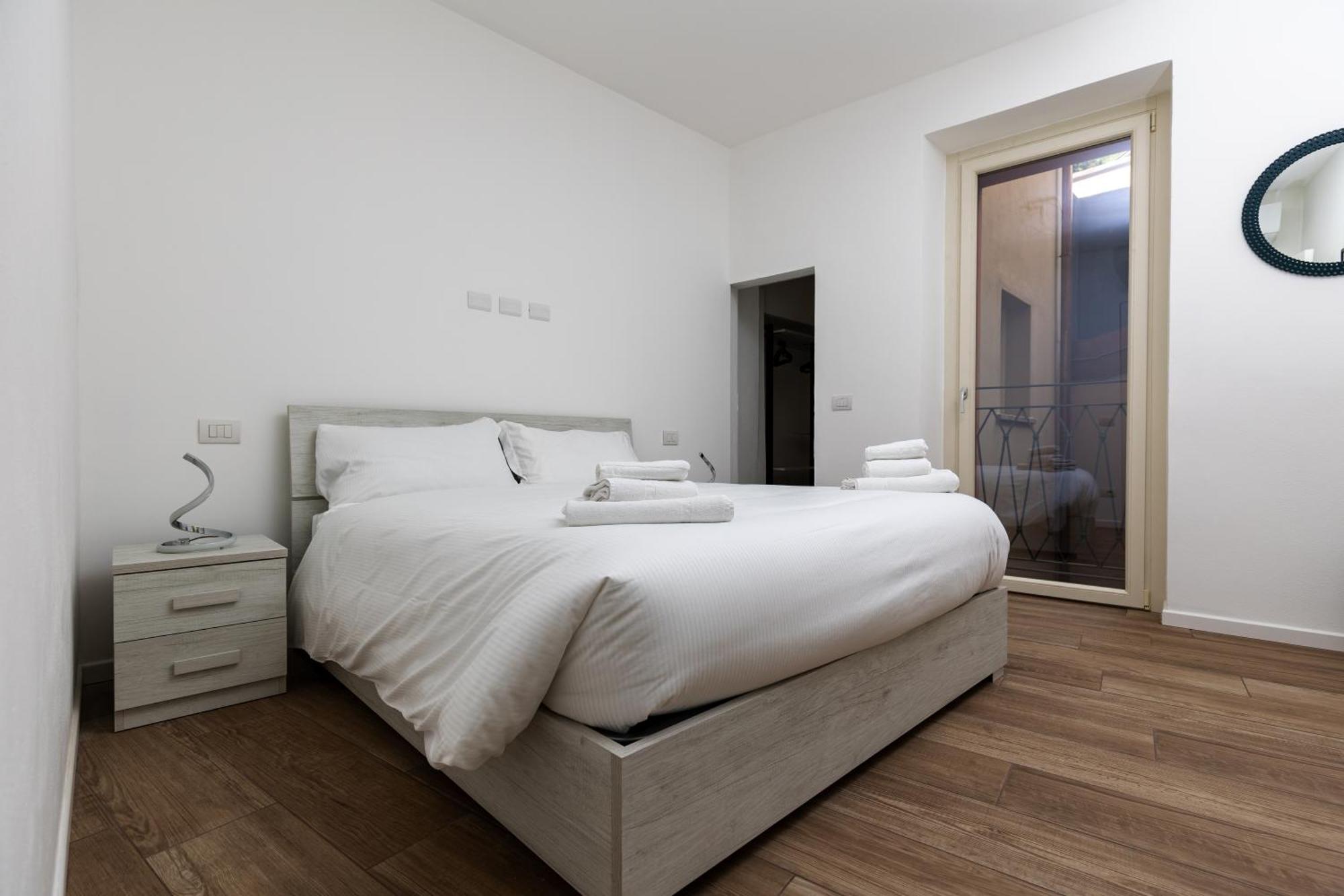 Piazza Del Lago Suites Μενάτζιο Εξωτερικό φωτογραφία