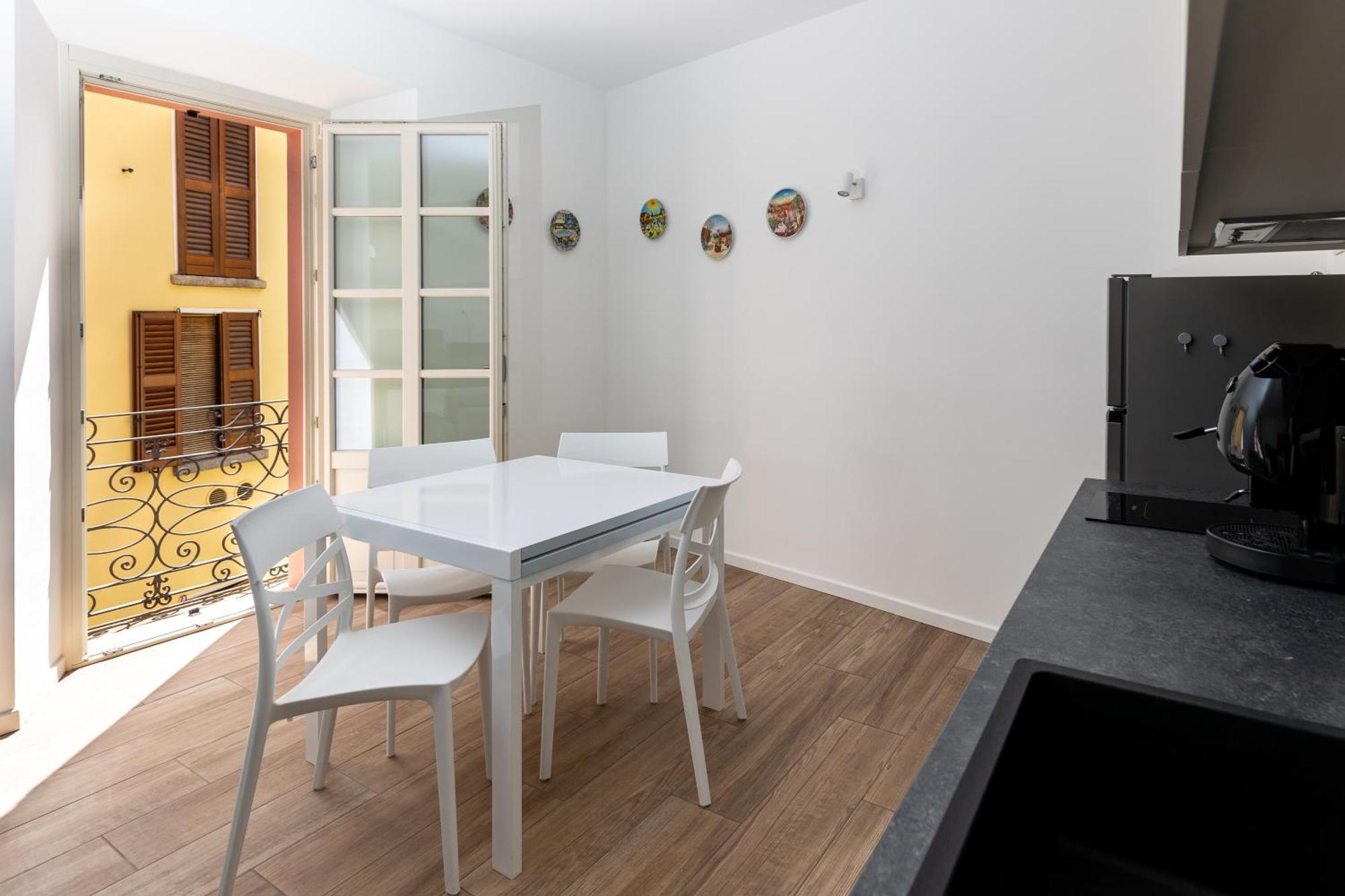 Piazza Del Lago Suites Μενάτζιο Εξωτερικό φωτογραφία